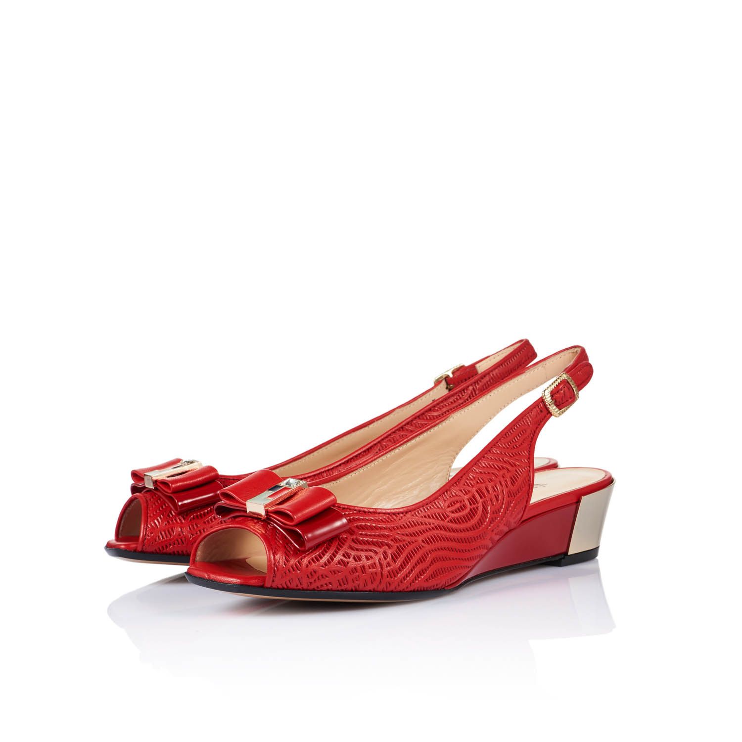 Radek-Red-01
